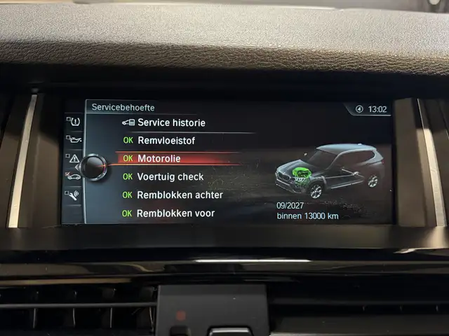 BMW X3 view 24