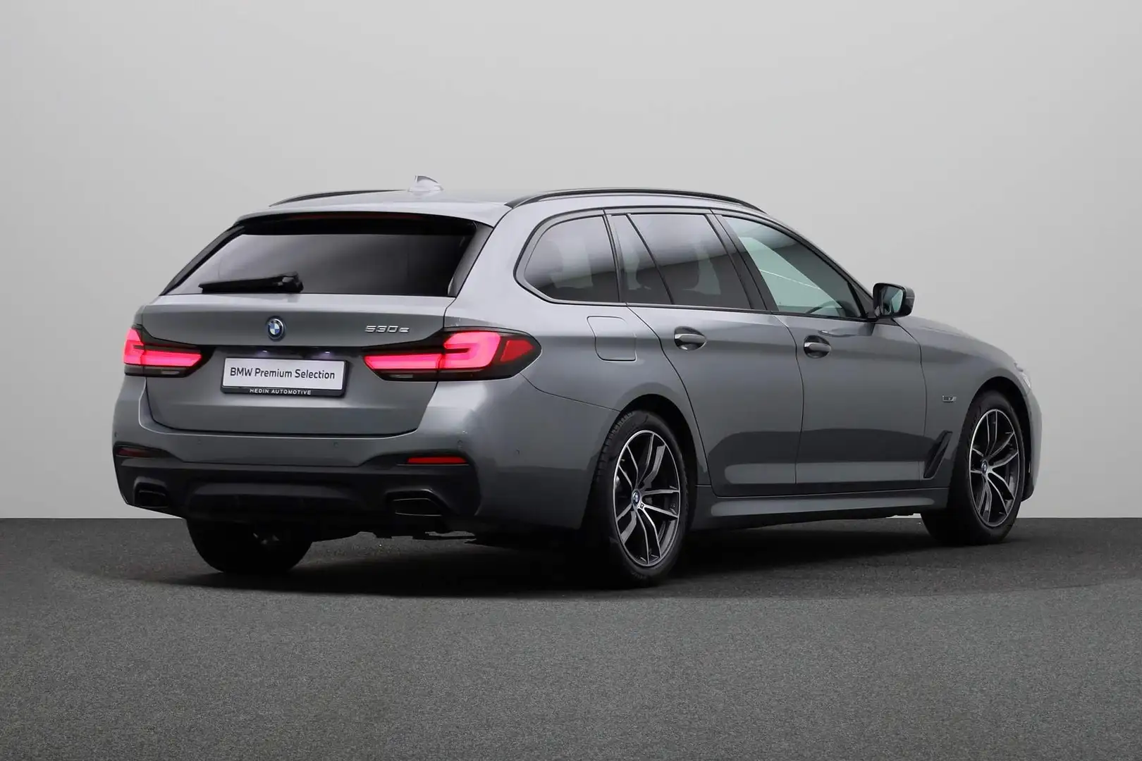 BMW 530 5-serie Touring 530e | M Sportpakket | Comfort Acc Grigio - 2
