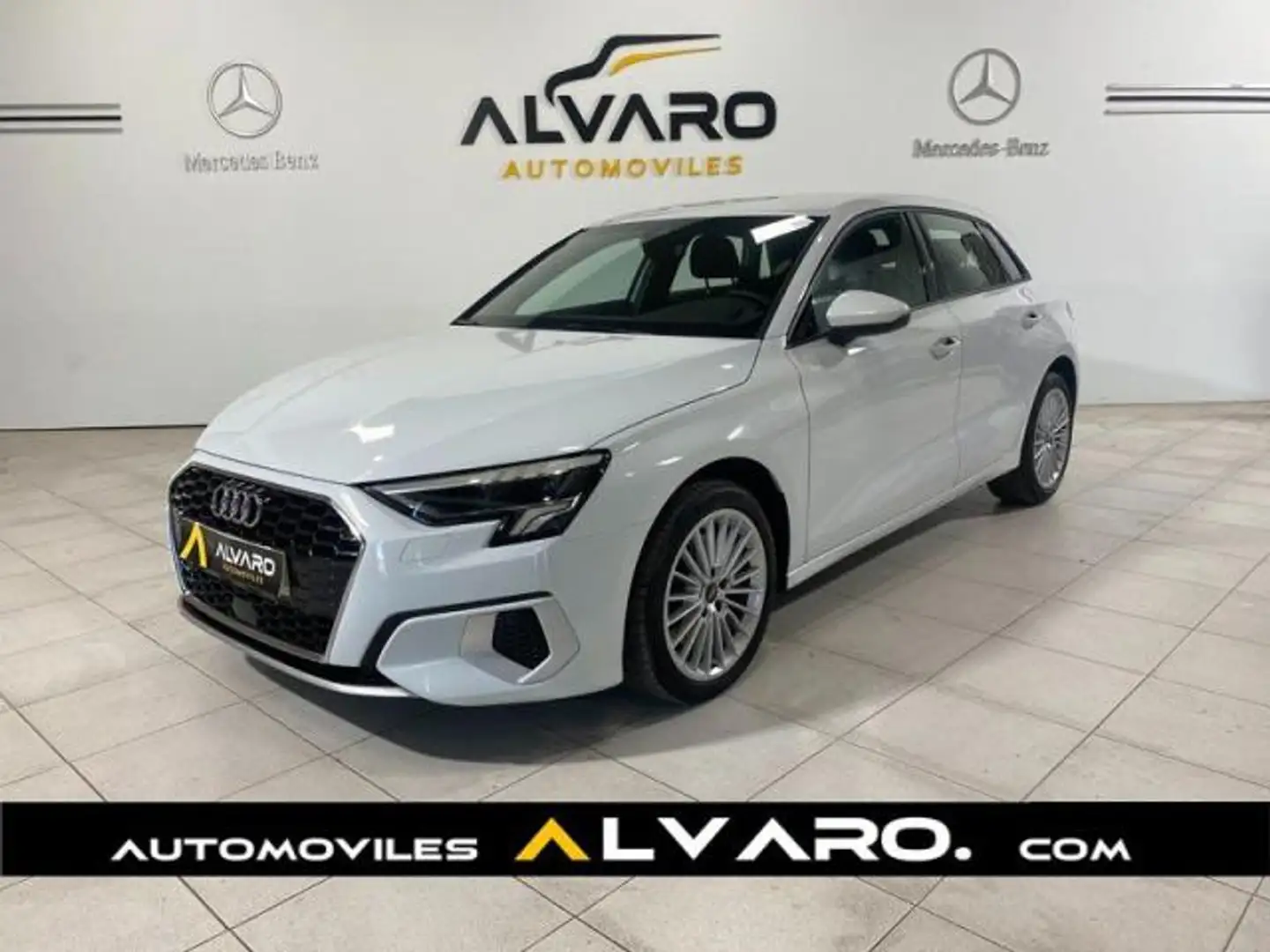 Audi A3 Sportback 30TDI Blanco - 1