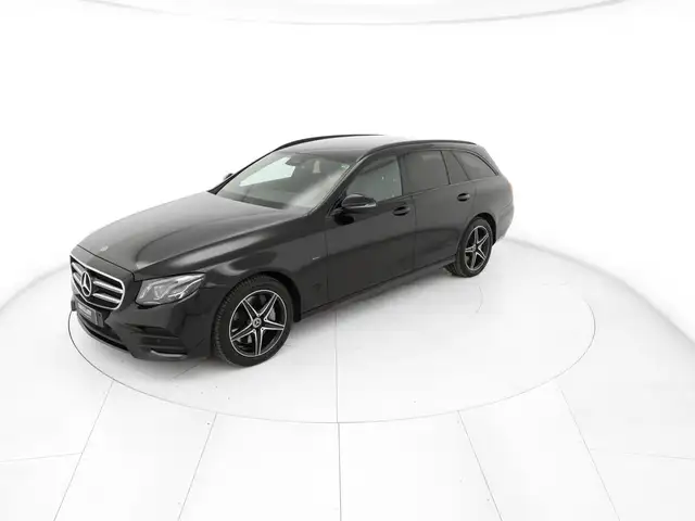 Mercedes-Benz E-Class view 2