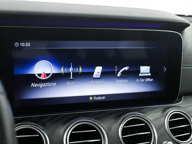 Mercedes-Benz E-Class view 13