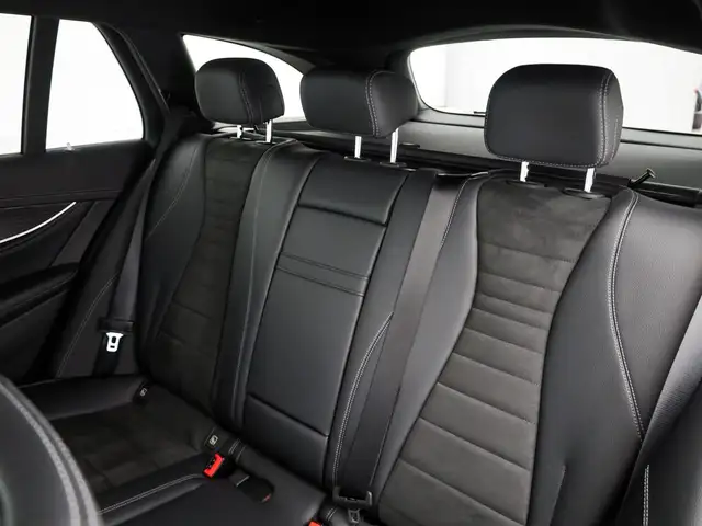 Mercedes-Benz E-Class view 11