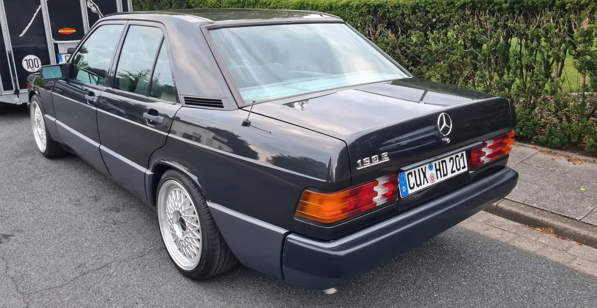 Mercedes-Benz 190 - 2