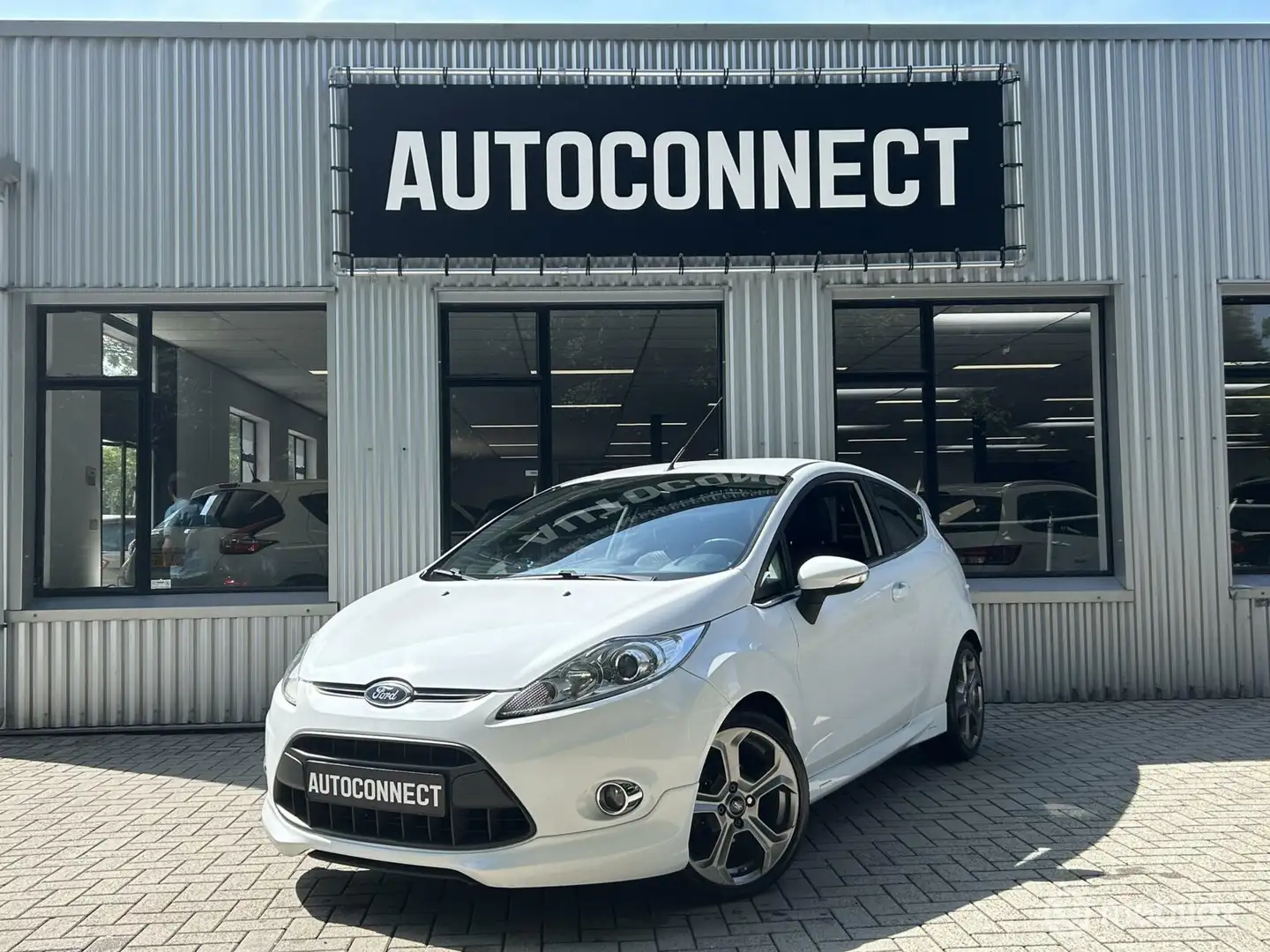 Ford Fiesta 1.25 ST-LINE, LVM, AIRCO, PDC Blanc - 1