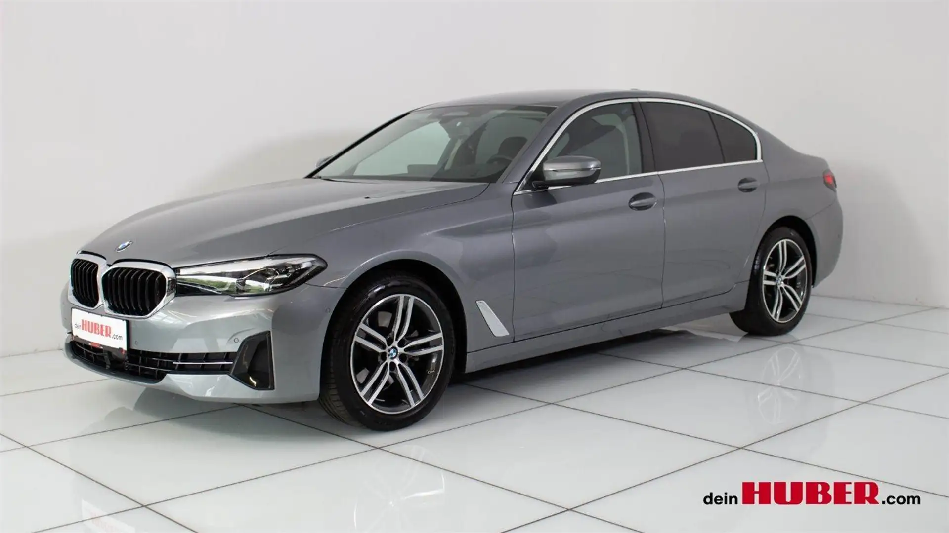 BMW 520 d xDrive Lim. Grau - 1