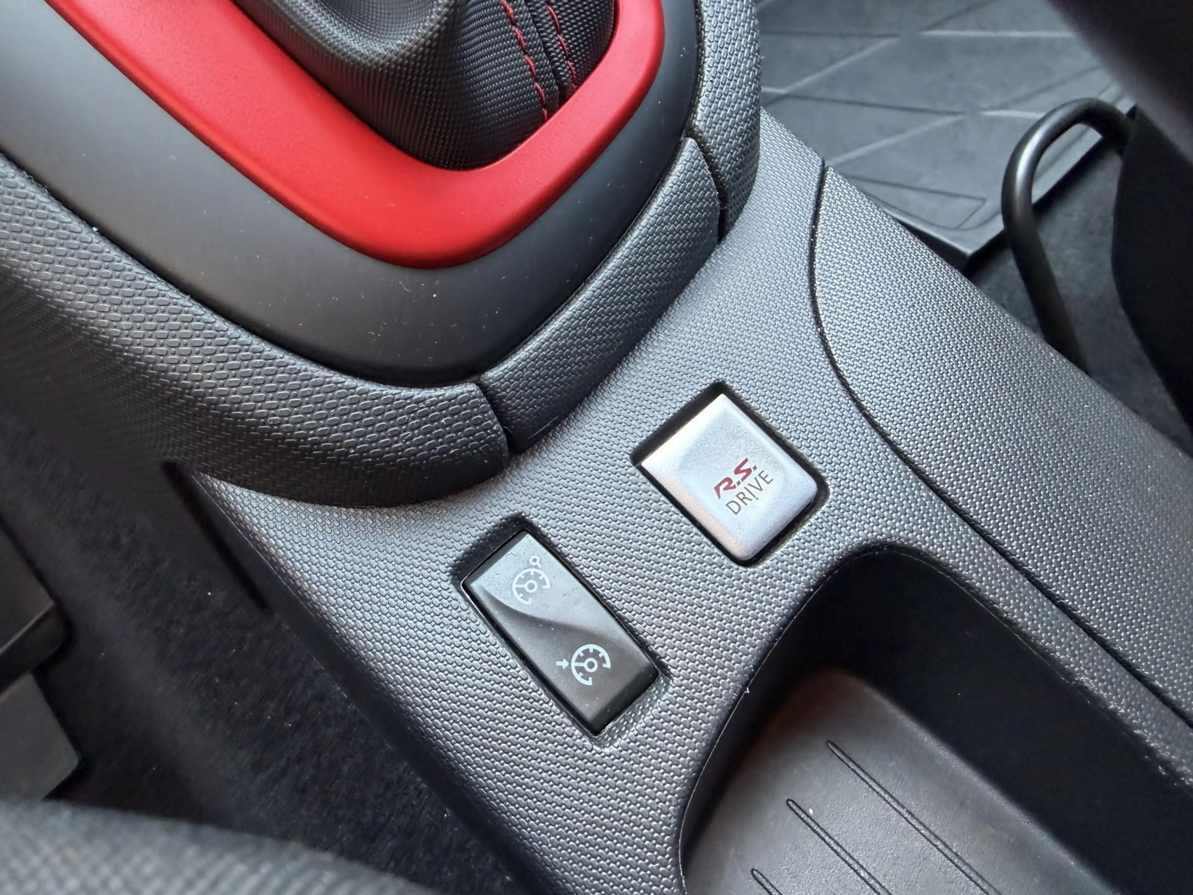 Renault Clio IV RS 200 EDC LMF Navi Renault Sport  Renault Spor — photo 23