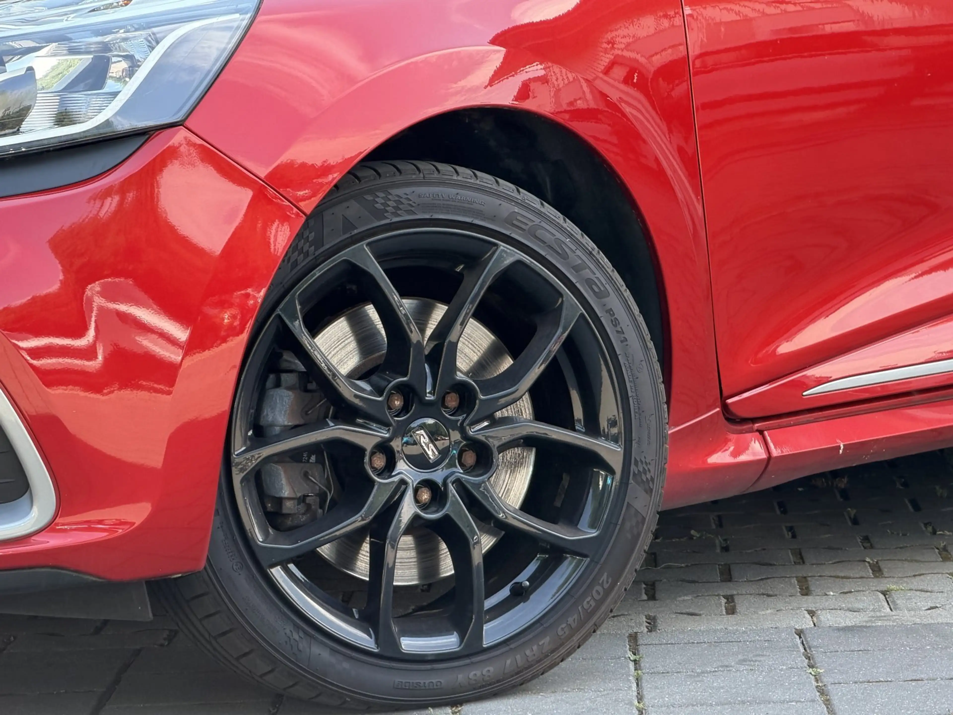 Renault Clio IV RS 200 EDC LMF Navi Renault Sport  Renault Spor — photo 3