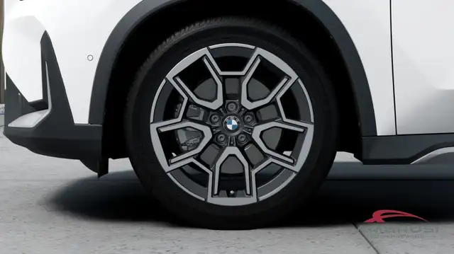 BMW X1 view 8