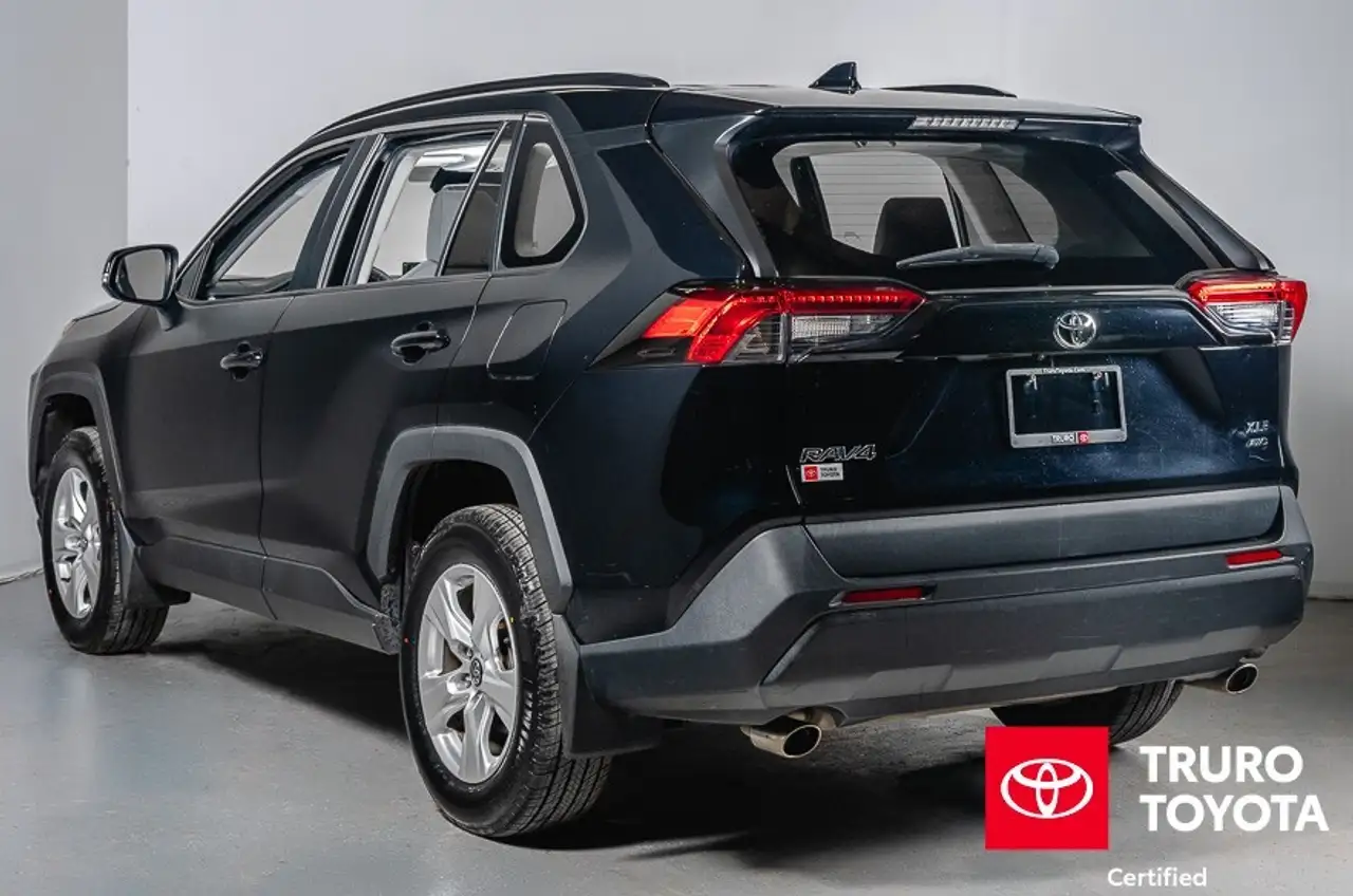 Toyota RAV 4 снимка Toyota RAV 4