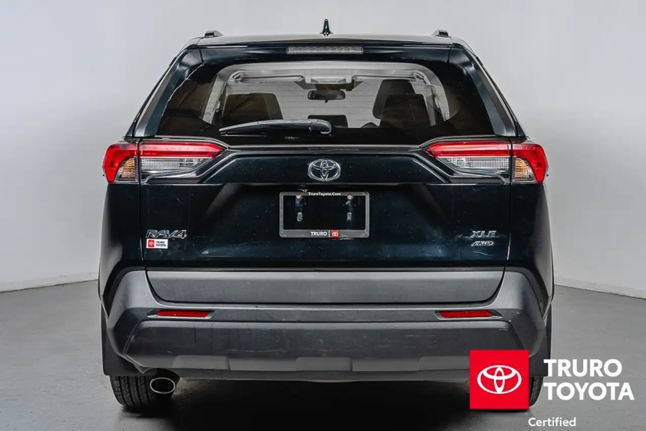 Toyota RAV 4 снимка Toyota RAV 4