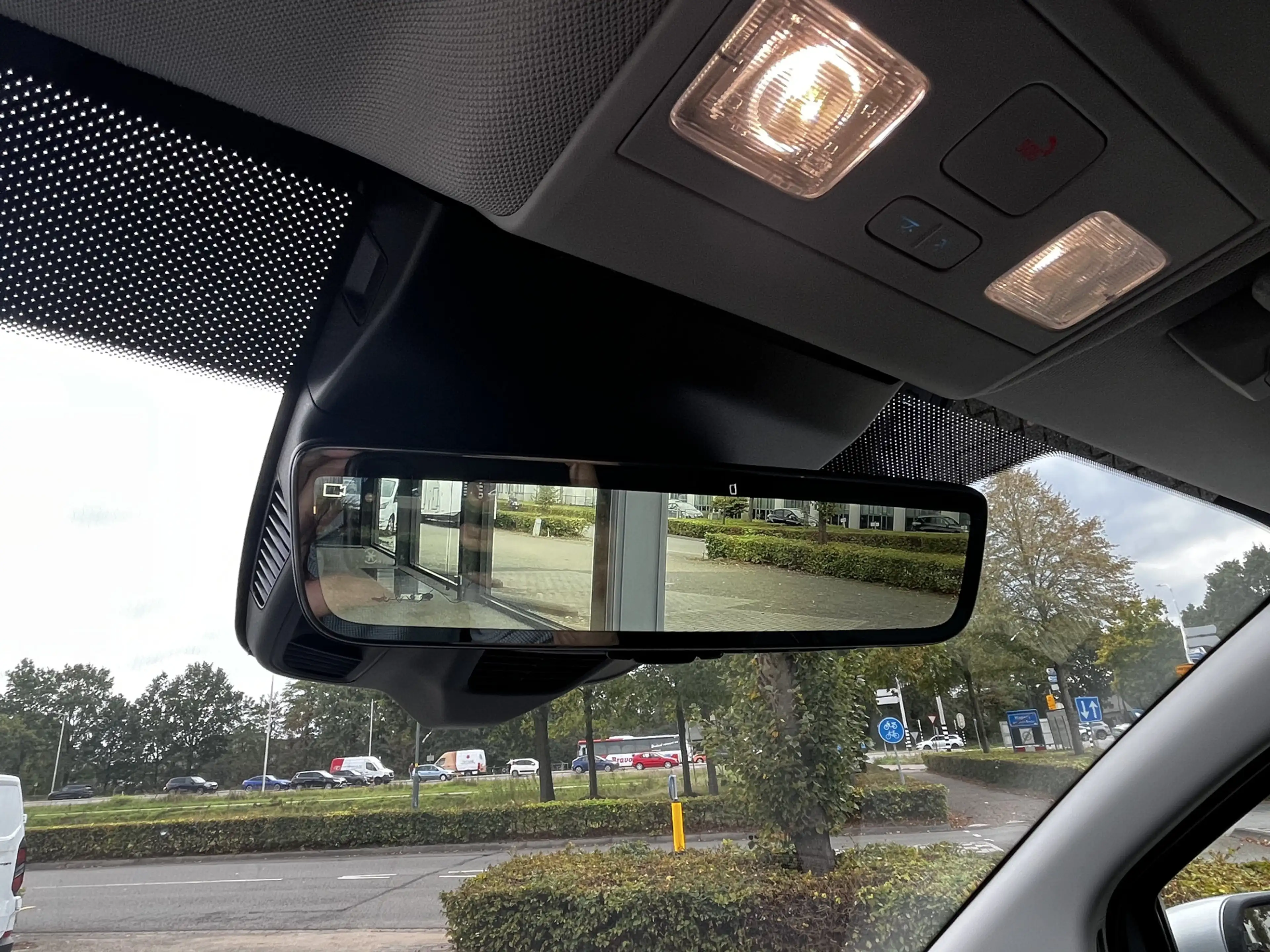Ford Tourneo Custom 340 2.5 PHEV L2H1 Titanium X VIP Bus 8p. | FULL OP — photo 18