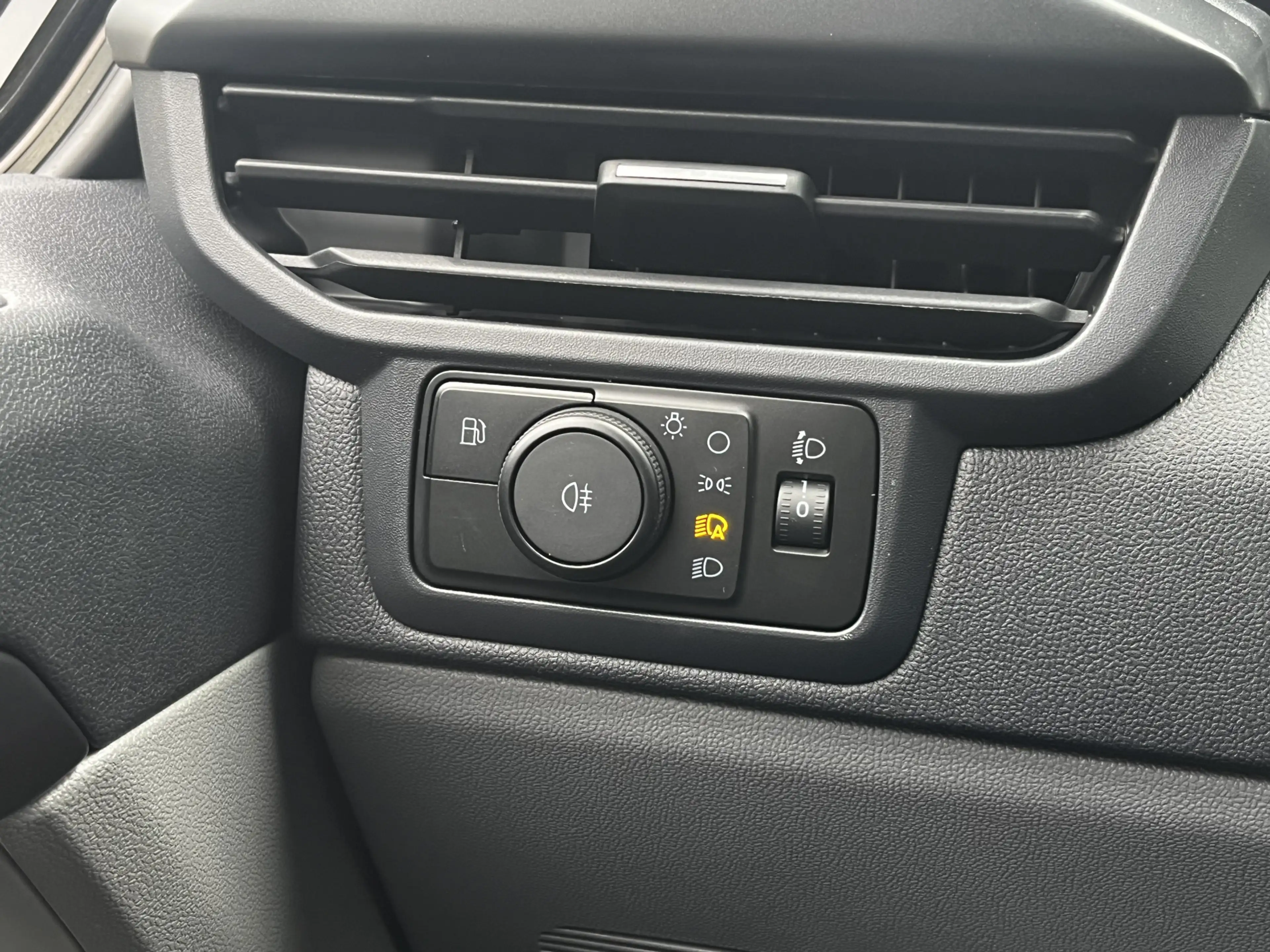Ford Tourneo Custom 340 2.5 PHEV L2H1 Titanium X VIP Bus 8p. | FULL OP — photo 31