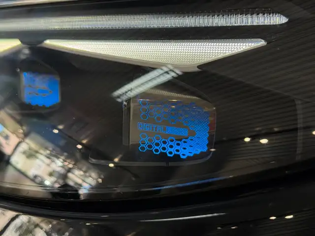 Mercedes-Benz Eqs view 16