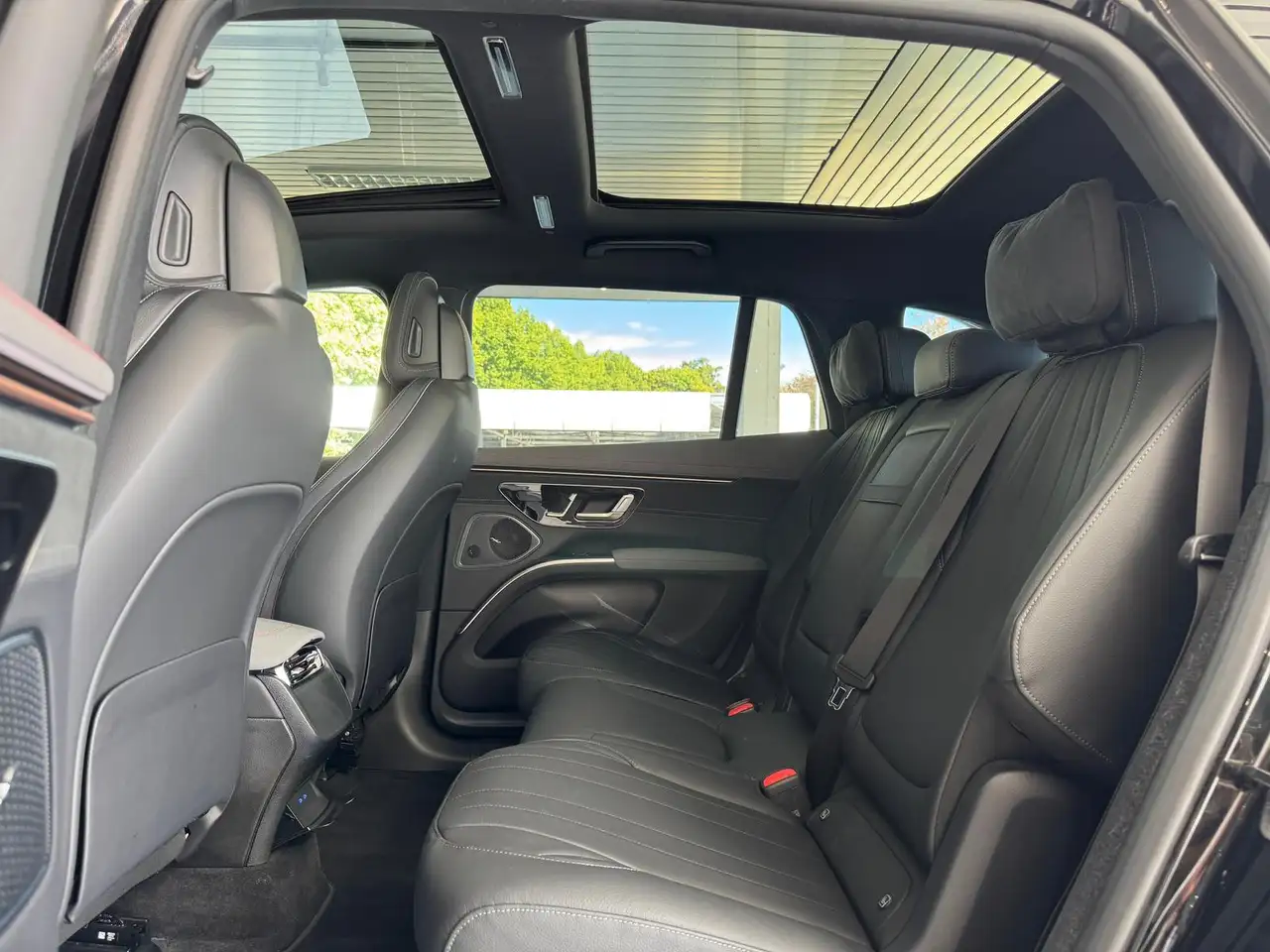 Mercedes-Benz EQS 450 4MATIC*3x AMG*PANO*DIST*AHK*BURM*22Z, миниатюра 21