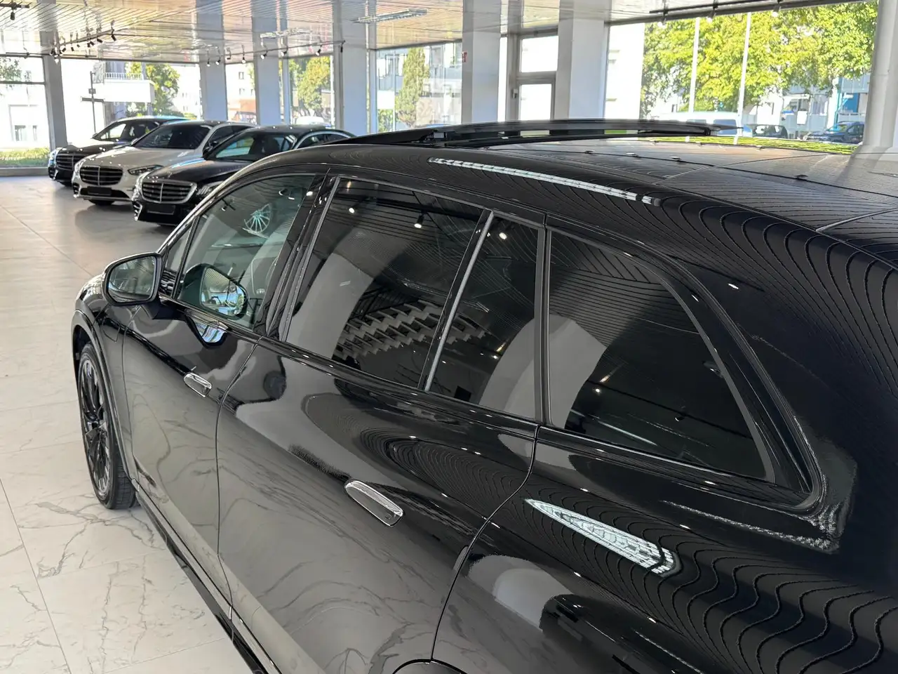 Mercedes-Benz EQS 450 4MATIC*3x AMG*PANO*DIST*AHK*BURM*22Z, миниатюра 10