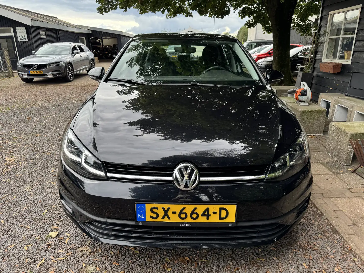Volkswagen Golf 1.0 TSI Trendline CARPLAY|PDC Schwarz - 2