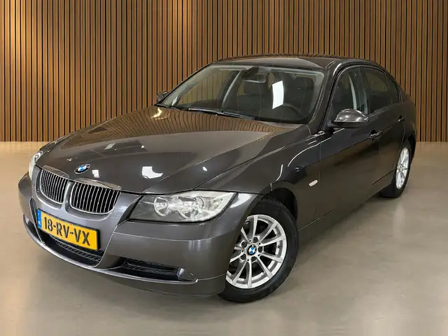 BMW 320 3-serie 320i Dynamic Executive | Cruise