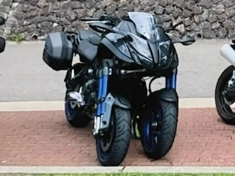 Yamaha Niken - foto 2