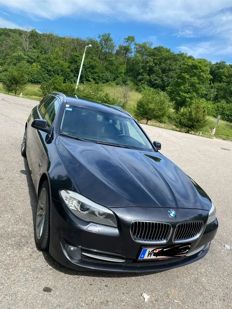 BMW 525 525d xDrive Touring Aut. Grau - 1
