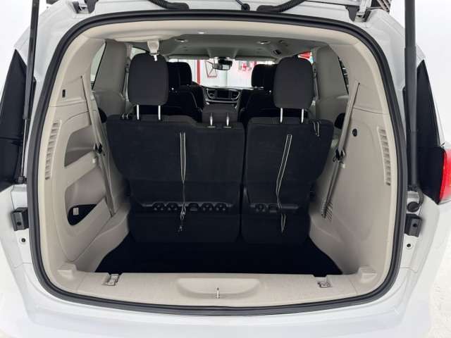 2023 Chrysler Grand Caravan