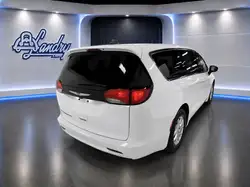 Chrysler Grand Caravan 2023 — фото 9