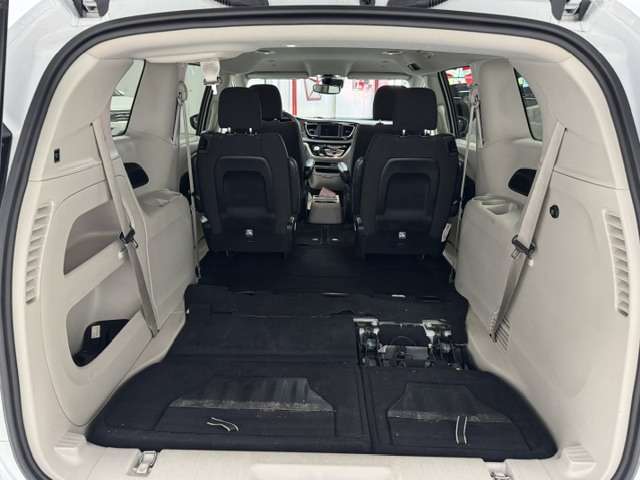 2023 Chrysler Grand Caravan