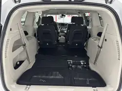 Chrysler Grand Caravan 2023 — фото 12