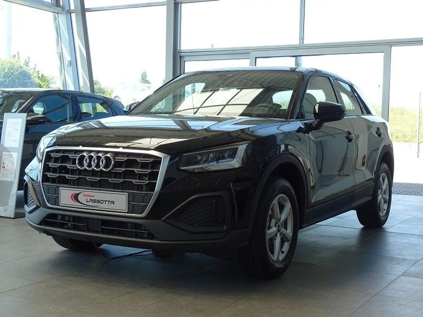 Audi Q2 30 TDI - LED / AHZV Negro - 1