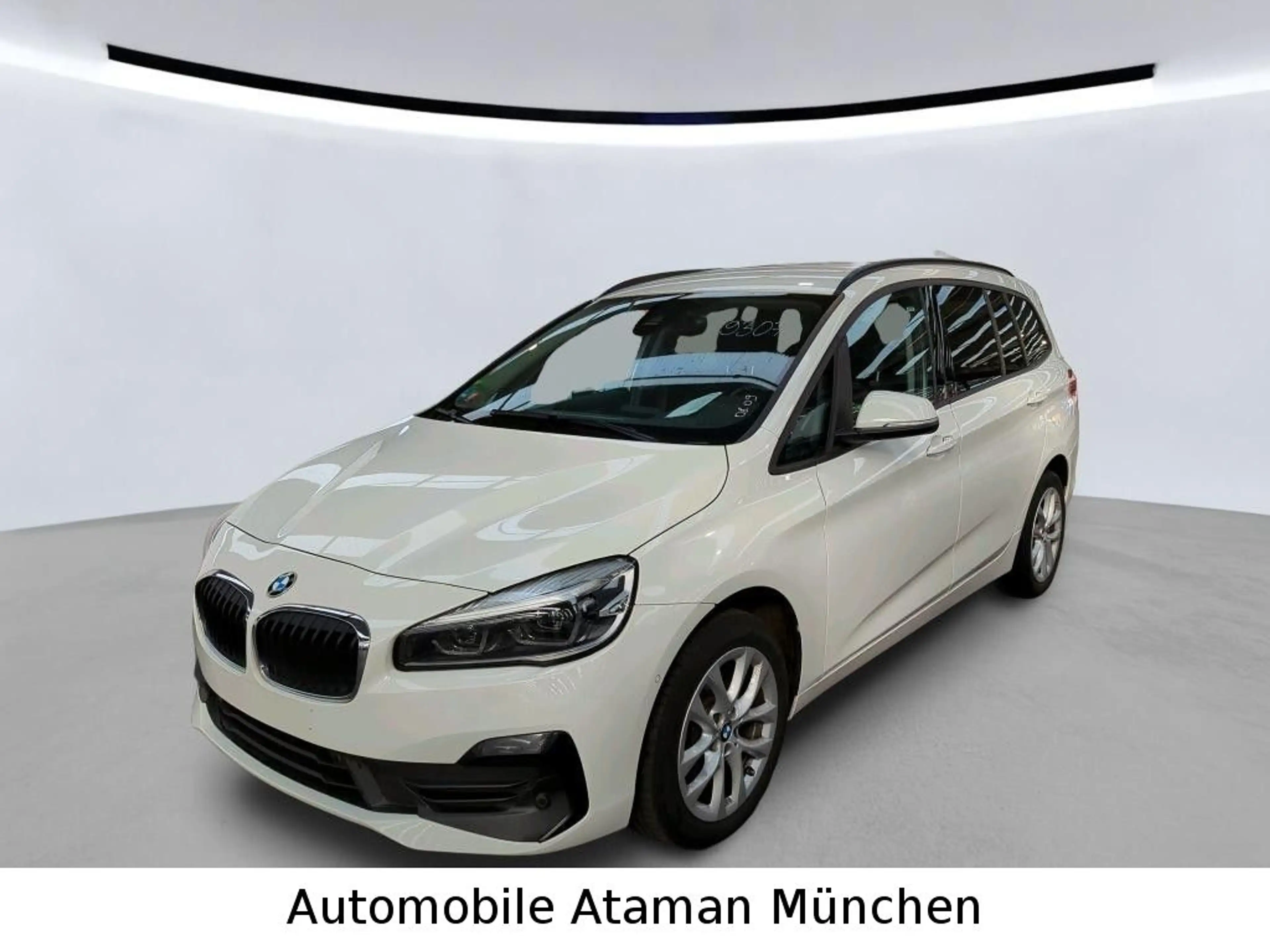 BMW 218 Advantage Steptronic / 7-Sitze