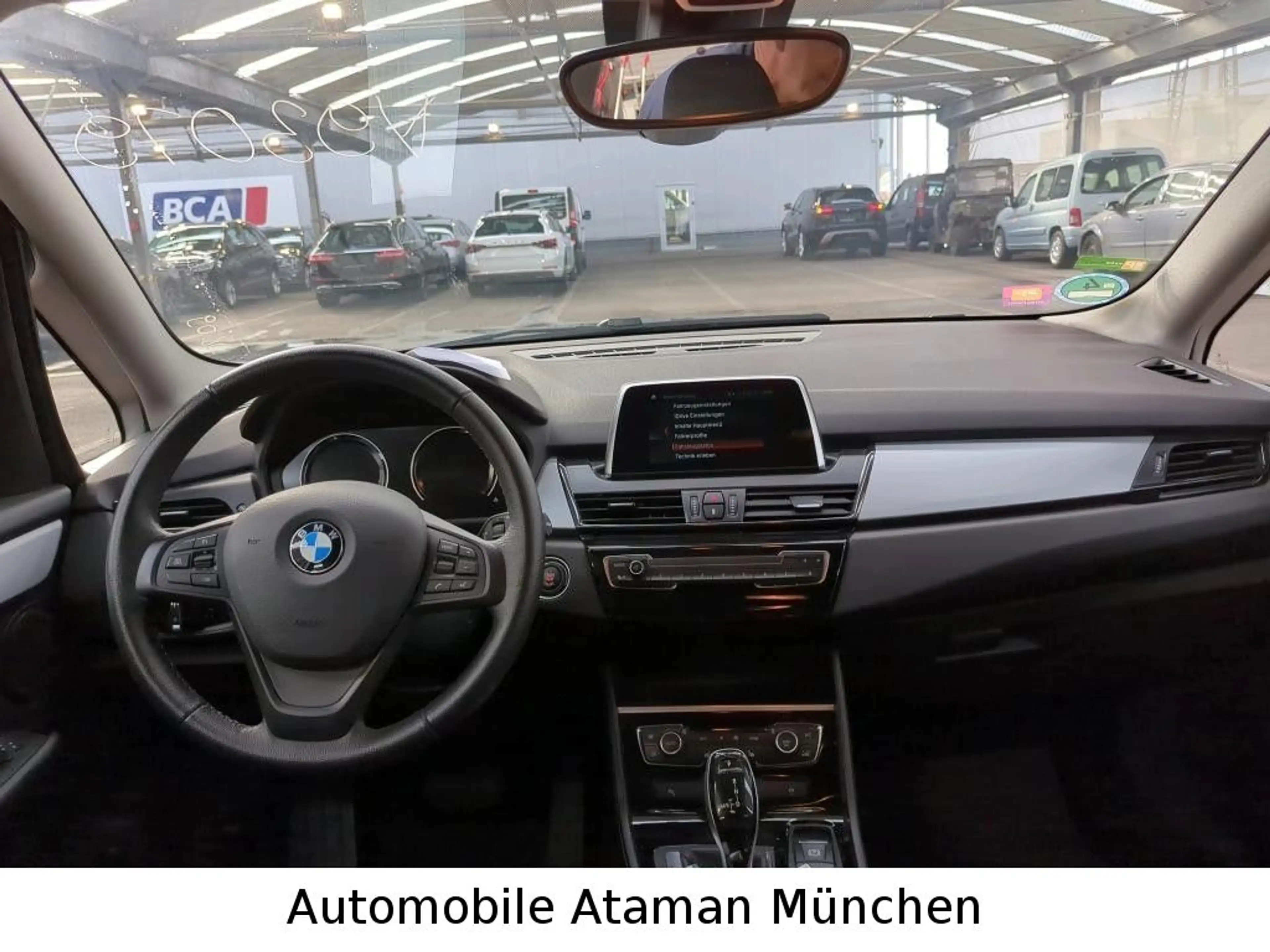 BMW 218 Advantage Steptronic / 7-Sitze — photo 6