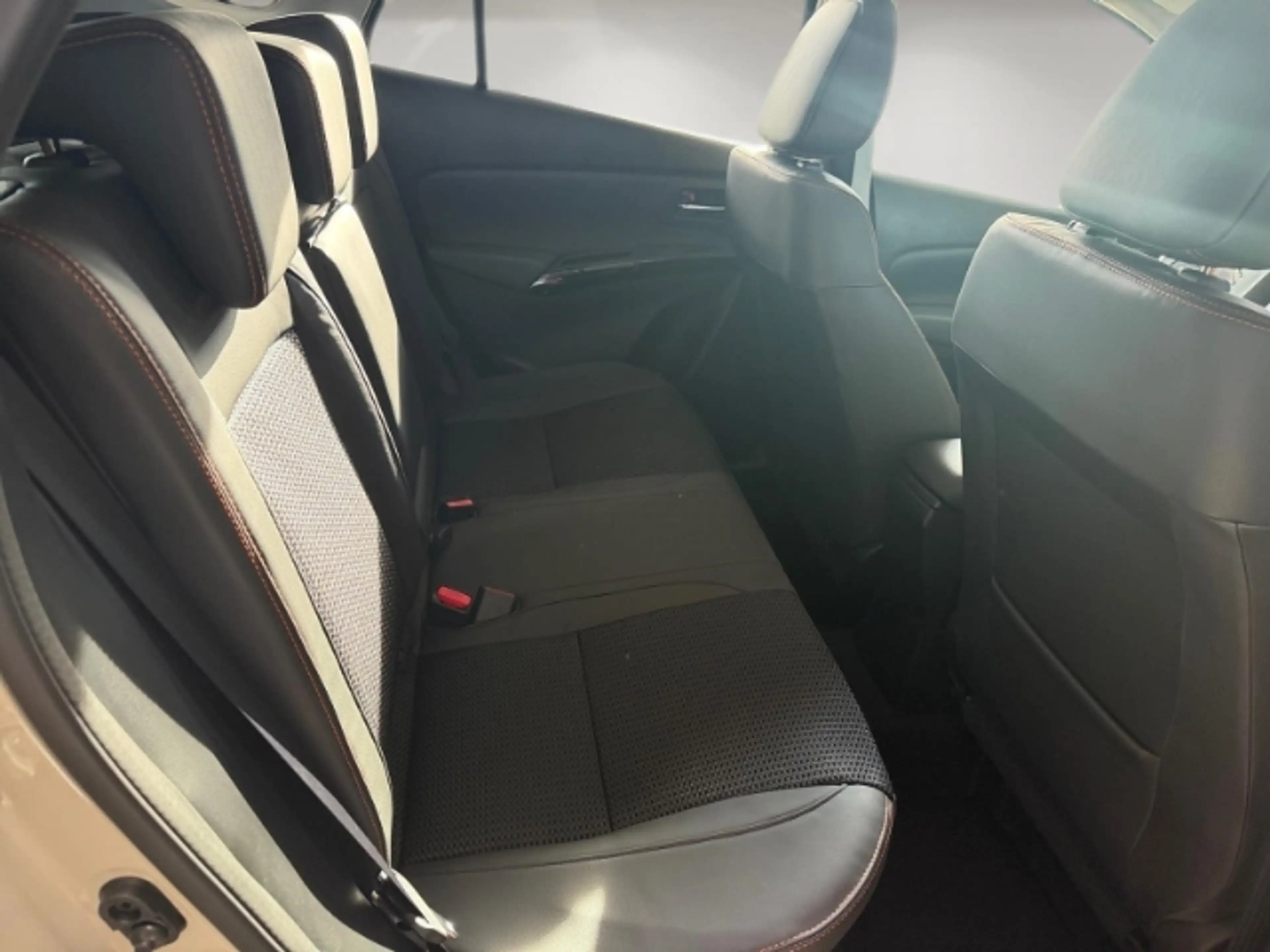 Suzuki SX4 S-Cross Comfort+ X-ITE 1.4 6AT Allrad + Apple CarPlay+ Rüc — photo 14