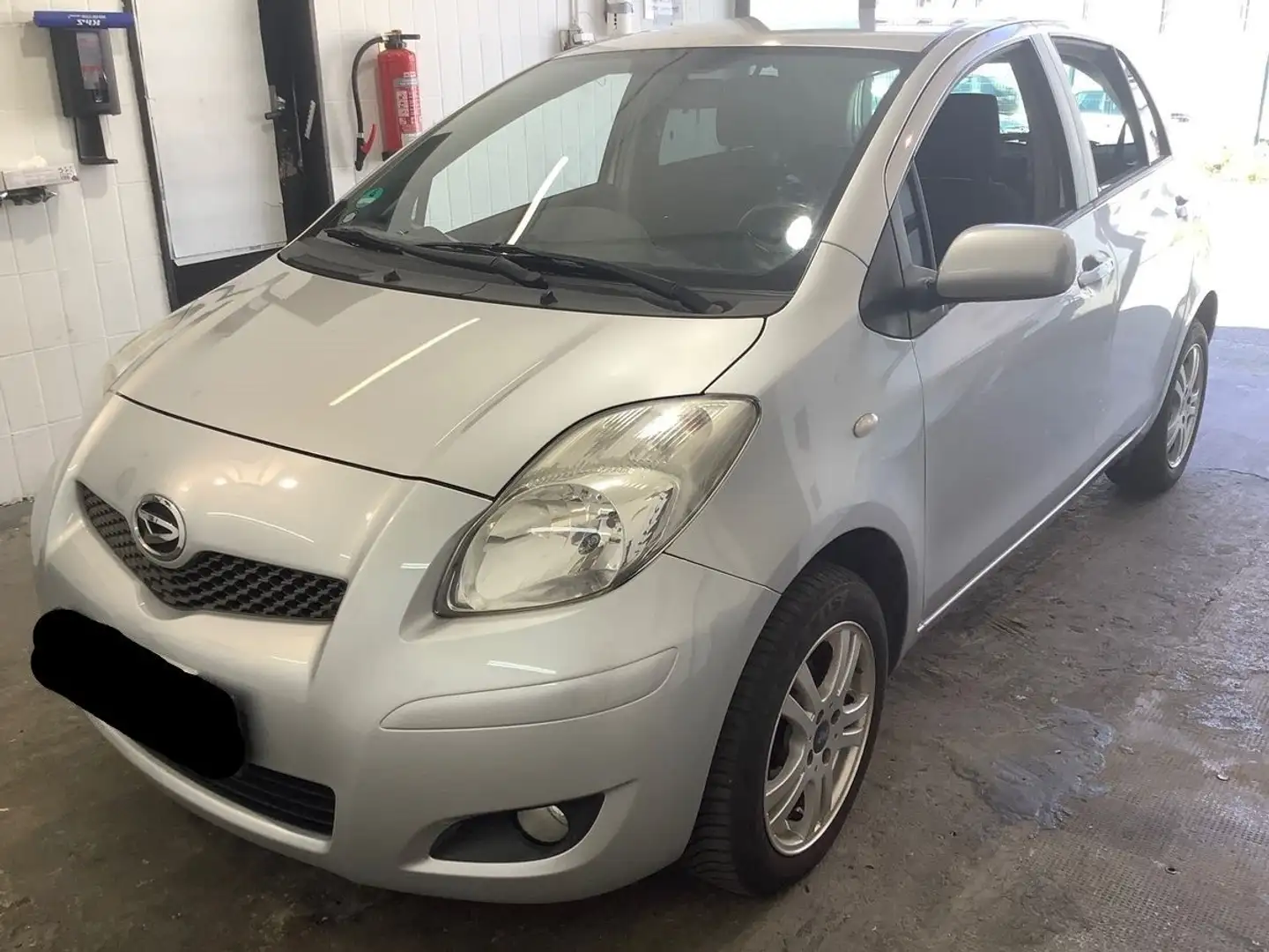 Daihatsu Charade Cool 6-Gang|1. Hand|Tüv 05.2027|4 Türen| Argento - 1