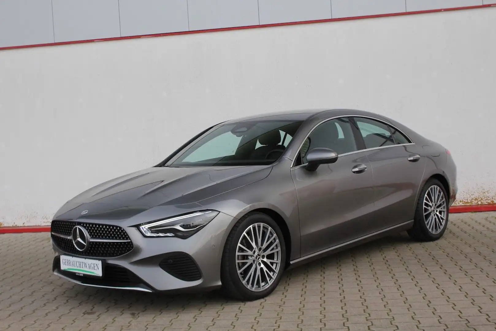 Mercedes-Benz CLA 180 d Coupé Cp. Progressive Line WideScreen Gris - 2