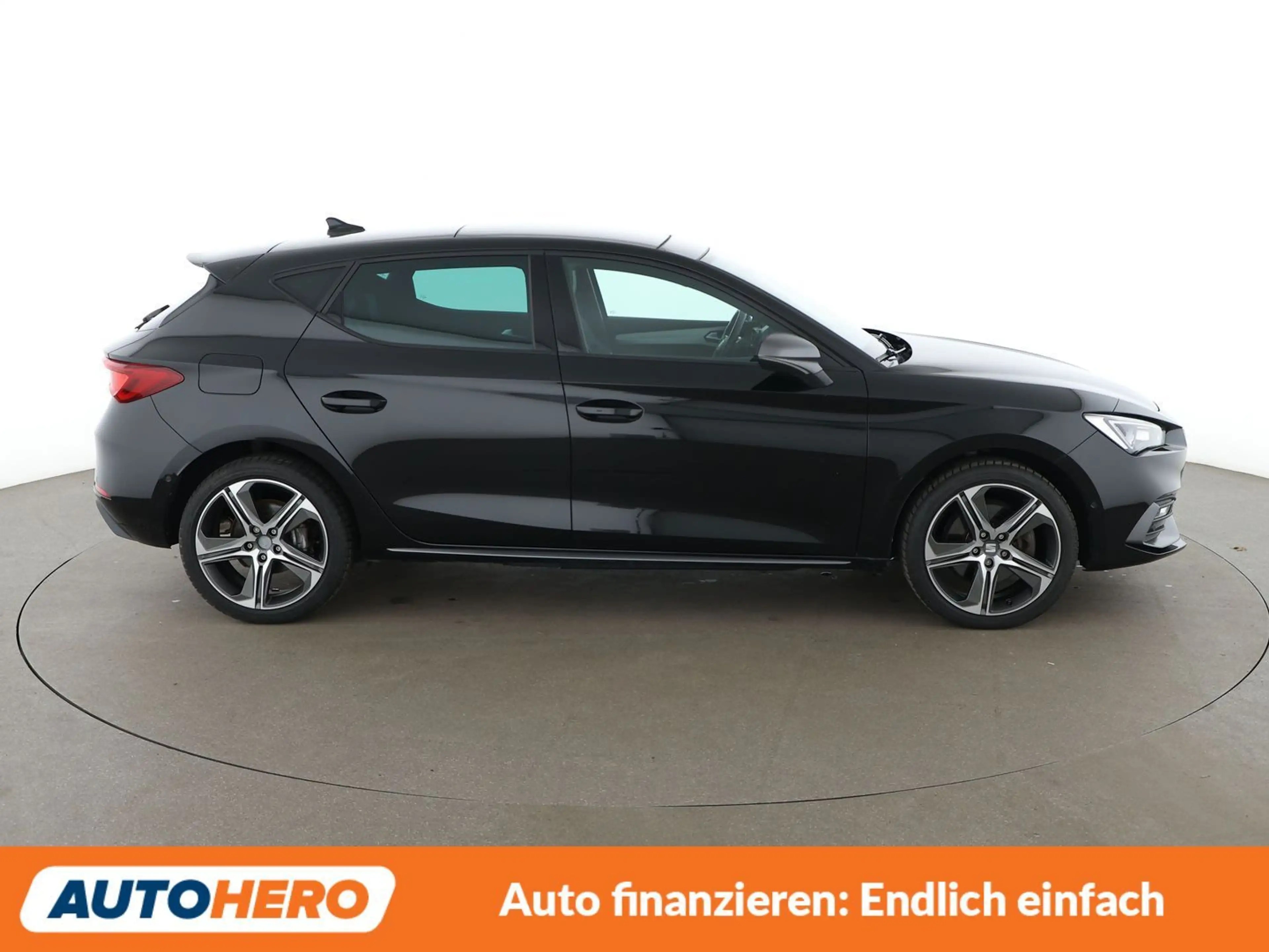 SEAT Leon e-Hybrid 1.4 TSI e-HYBRID FR Plus Aut.*NAVI*LED*TEMPO*CAM* — photo 7