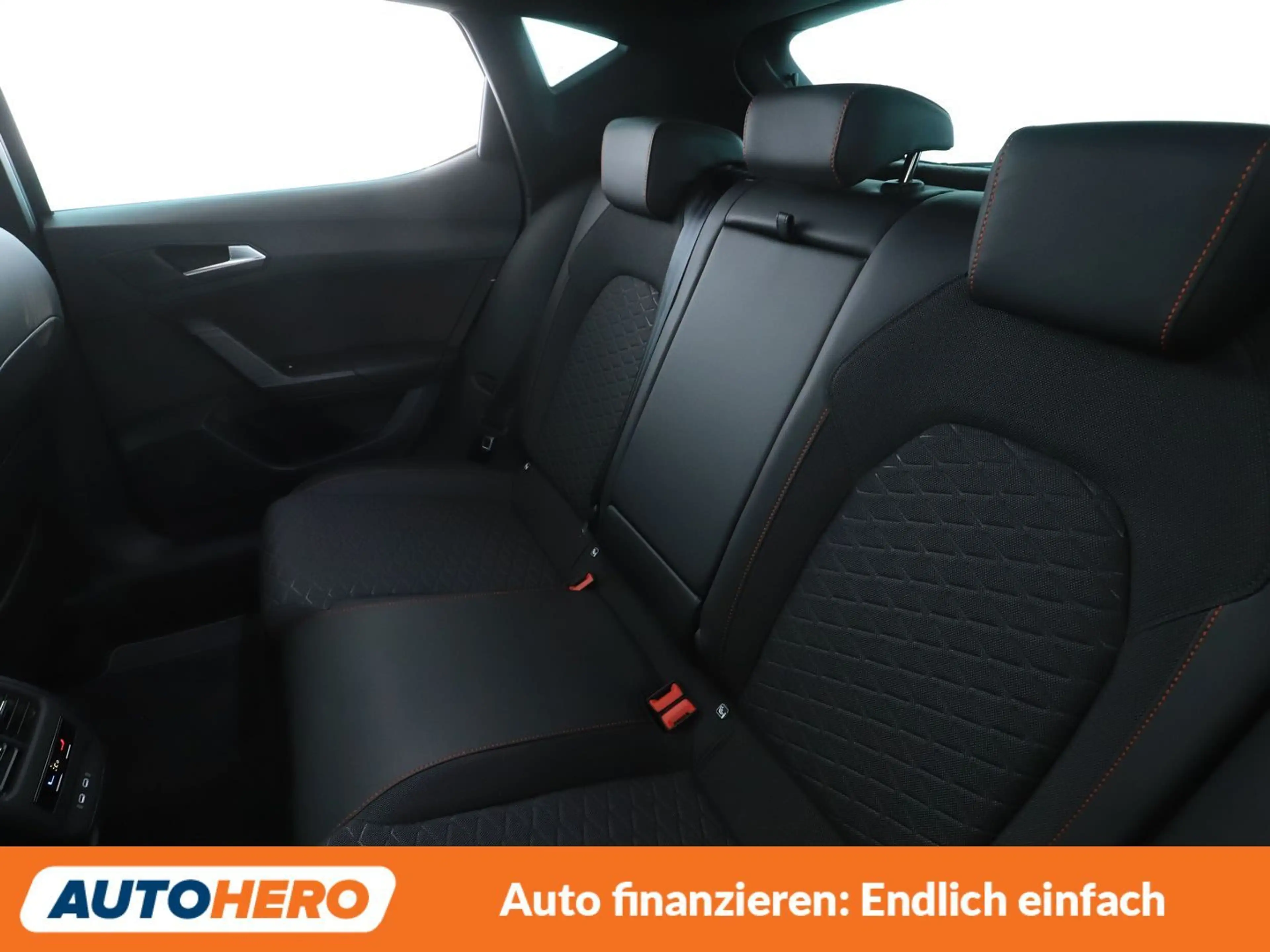 SEAT Leon e-Hybrid 1.4 TSI e-HYBRID FR Plus Aut.*NAVI*LED*TEMPO*CAM* — photo 14