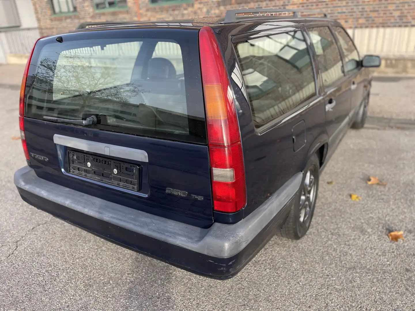 Volvo 850 Volvo 850 T-5 Blau - 1