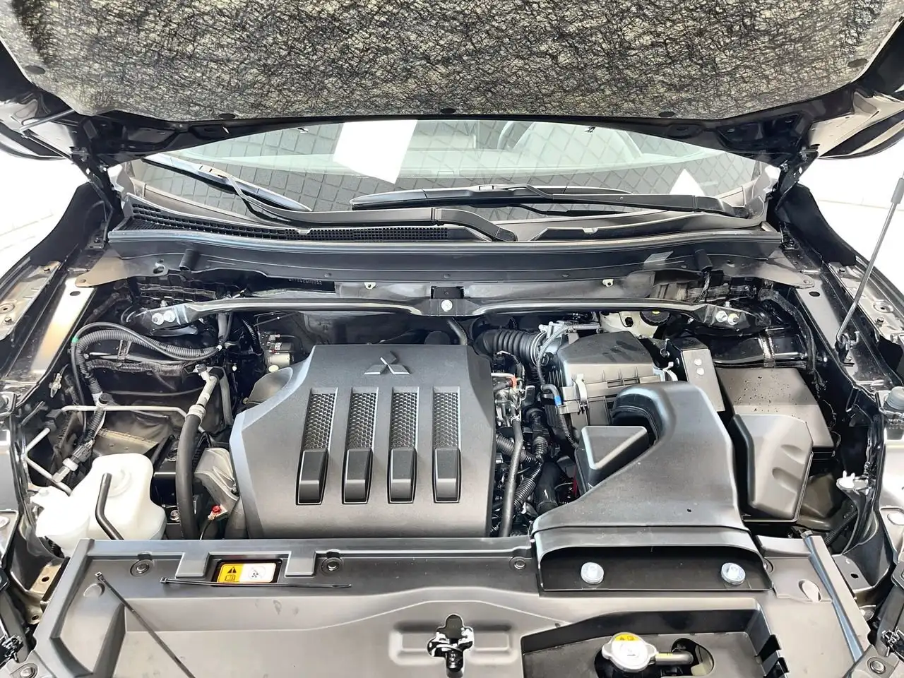 Mitsubishi Eclipse Cross fotografie Mitsubishi Eclipse Cross