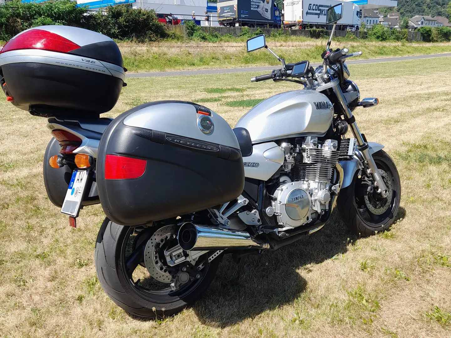 Yamaha XJR 1300 Argento - 1
