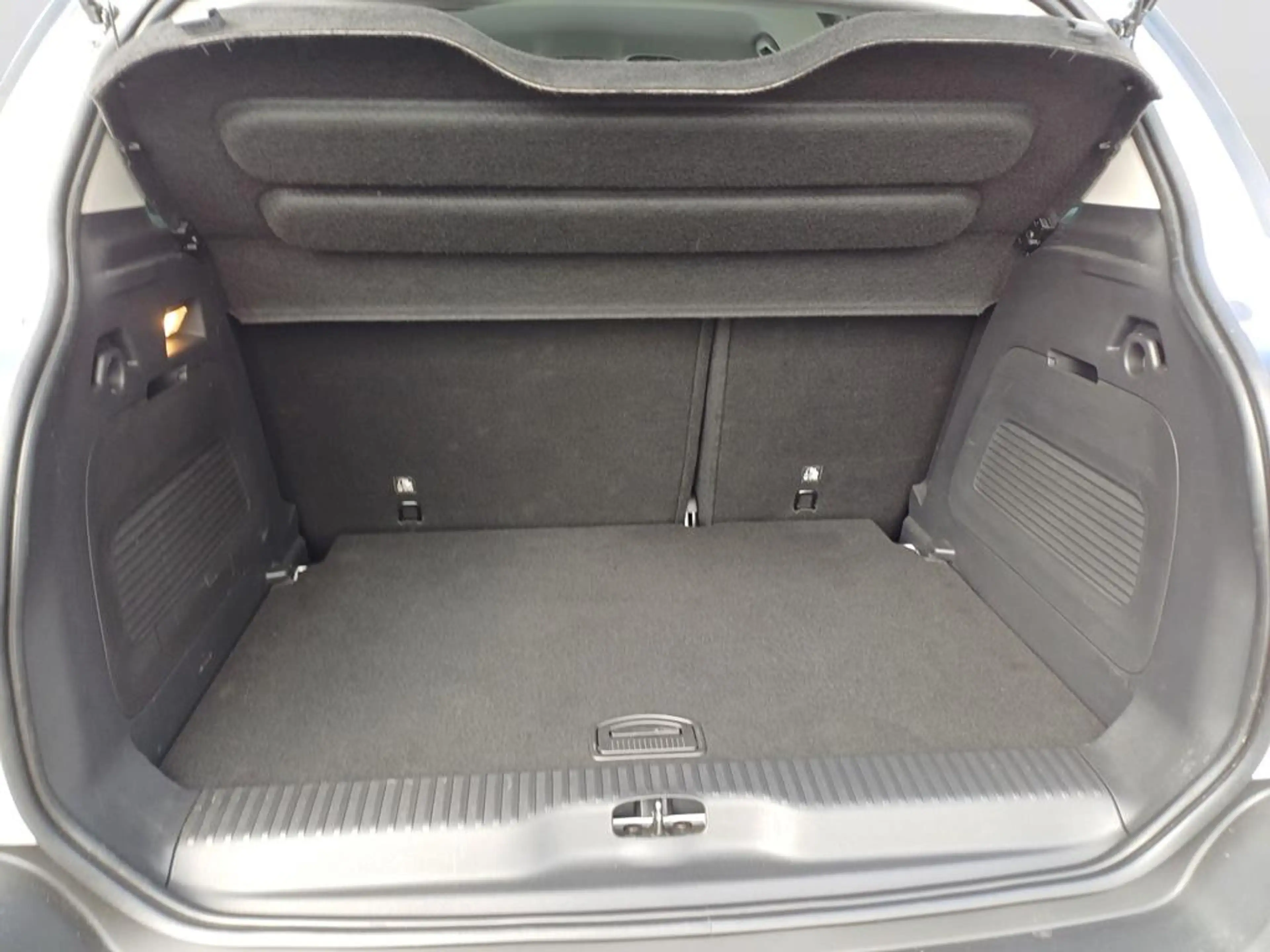 Citroen C3 Aircross PureTech 110 S&S Shine — photo 6