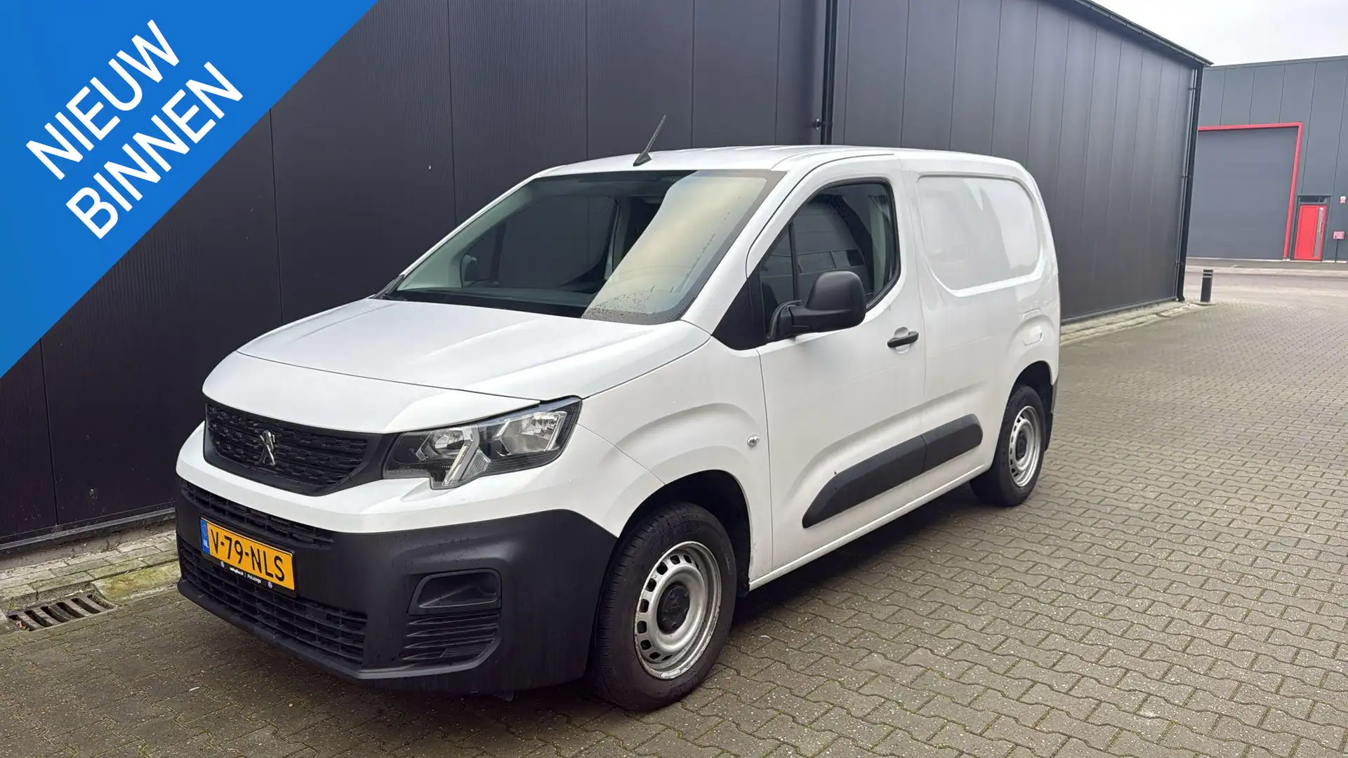 Peugeot Partner 1.2 Airco 3 Persoons Dealer onderhouden Wit - 1