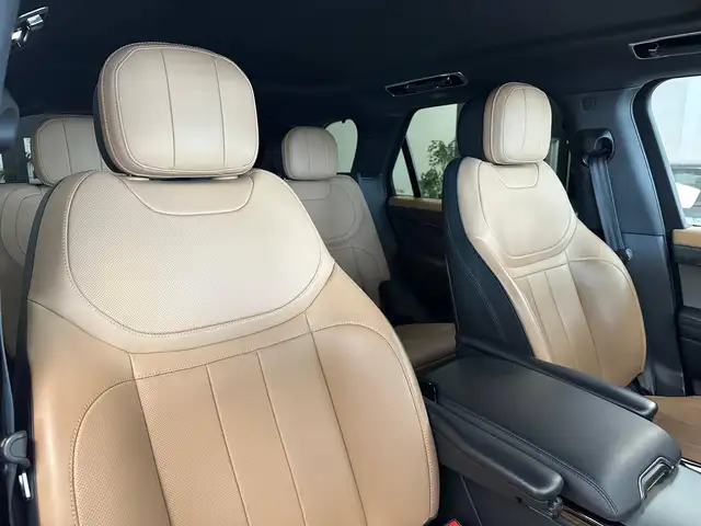 Land Rover Range Rover Sport view 14
