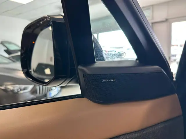 Land Rover Range Rover Sport view 11