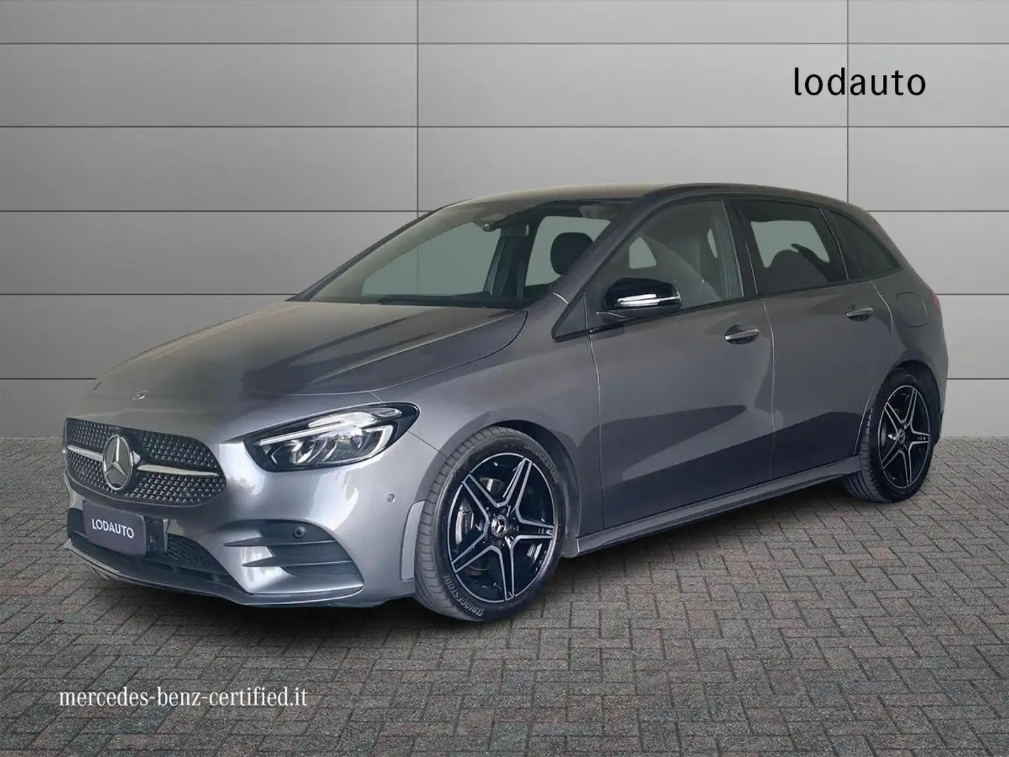 Mercedes-Benz B 180 B 180 d Automatic AMG Line Premium Grau - 1