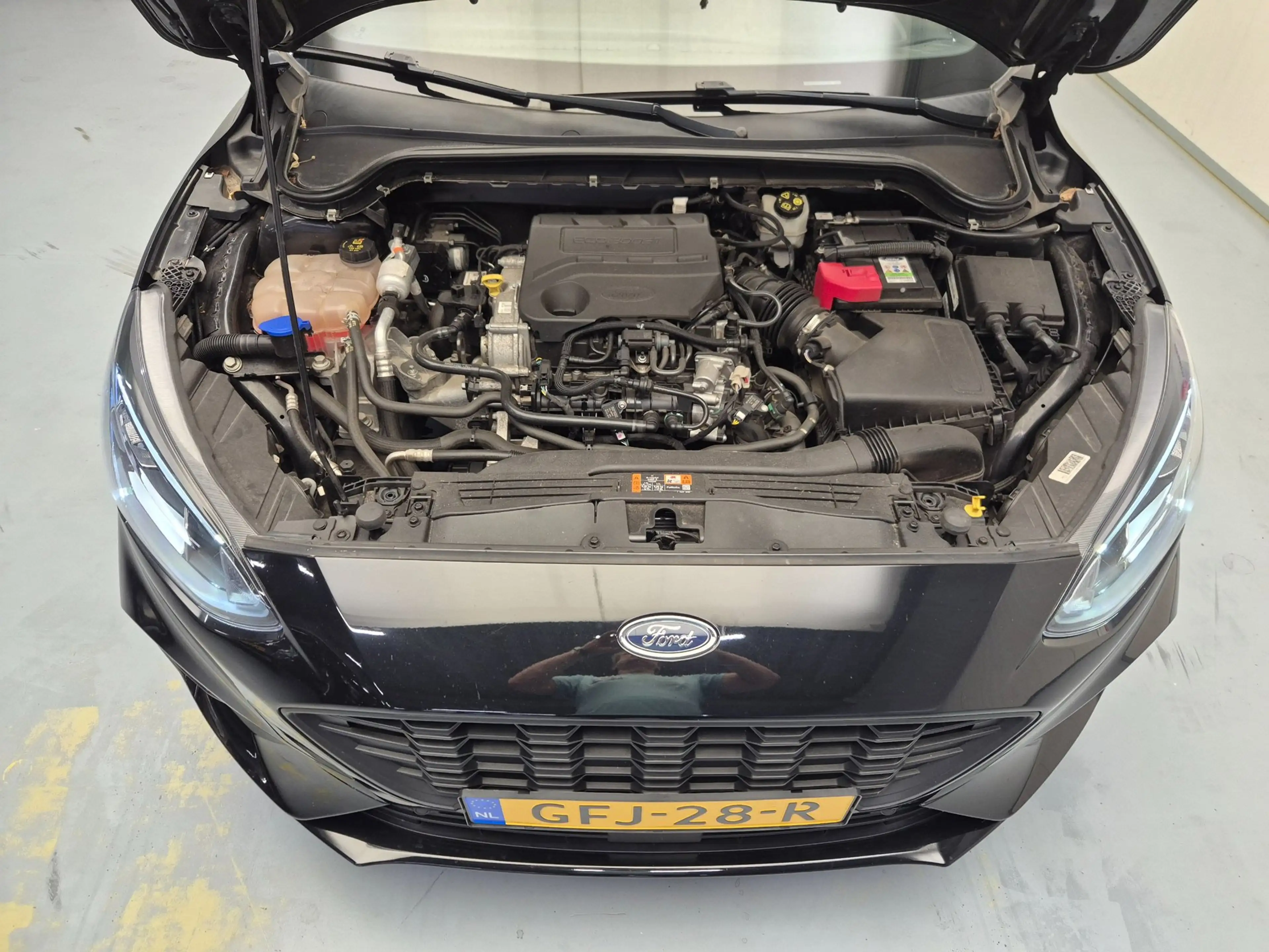 Ford Focus Wagon 1.0 EcoBoost ST Line Business Navi Camera Ec — photo 15