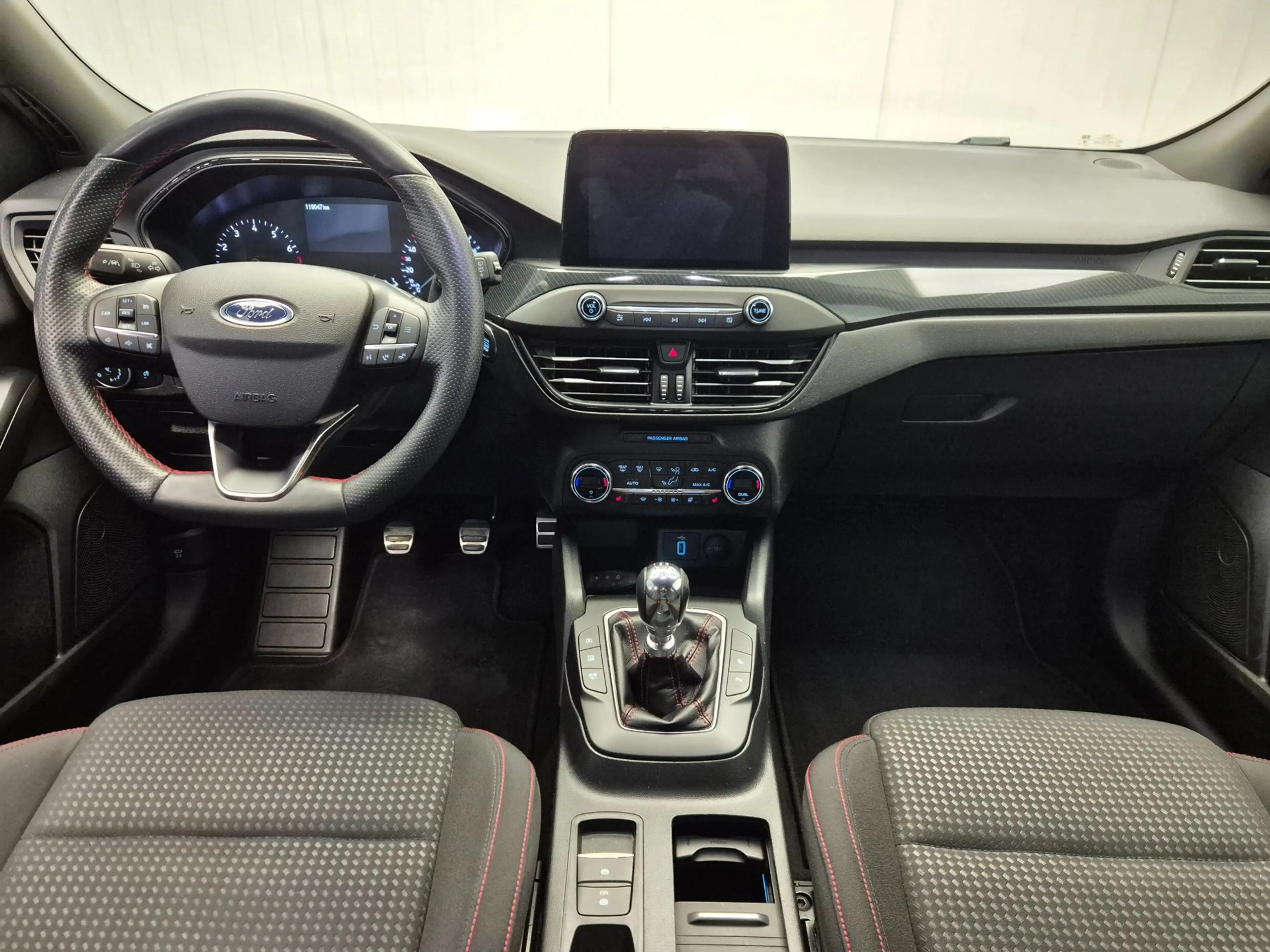 Ford Focus Wagon 1.0 EcoBoost ST Line Business Navi Camera Ec — photo 5
