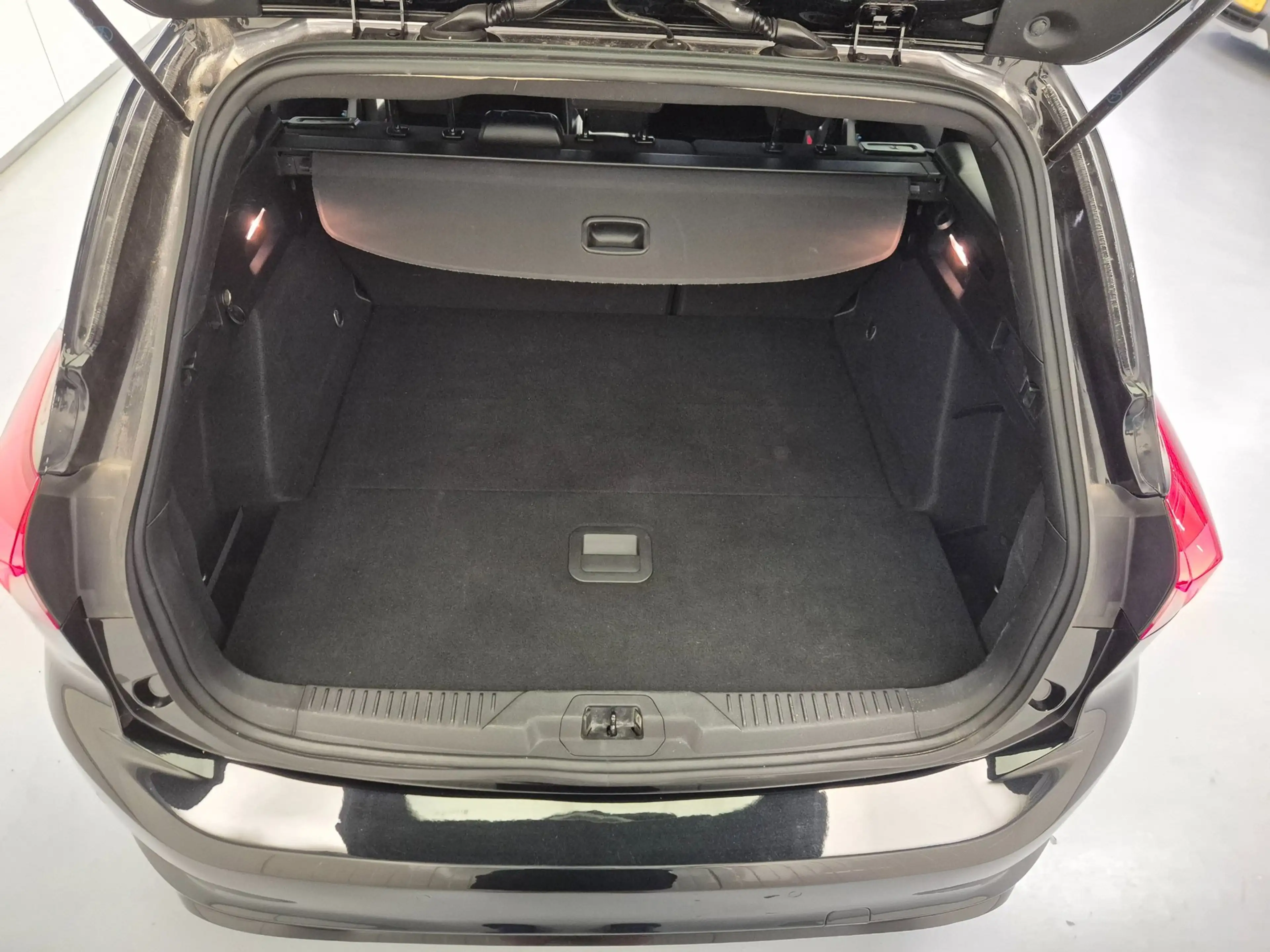 Ford Focus Wagon 1.0 EcoBoost ST Line Business Navi Camera Ec — photo 14