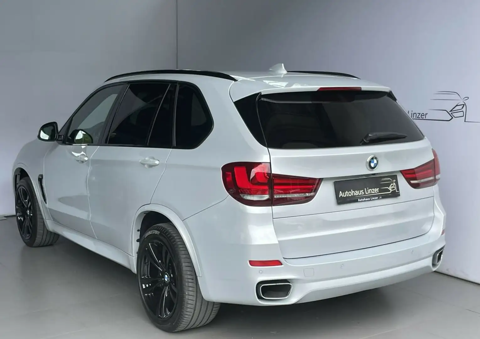 BMW X5 xDrive30d M-Paket *SoftC*StandH*HuD*MEMO*KeyGo* Silber - 2