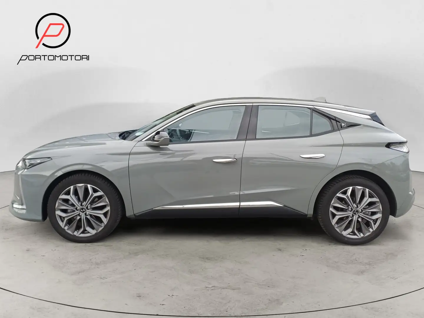 DS Automobiles DS 4 Crossback 4 BlueHDi 130 aut. Cross Trocadero Grau - 2