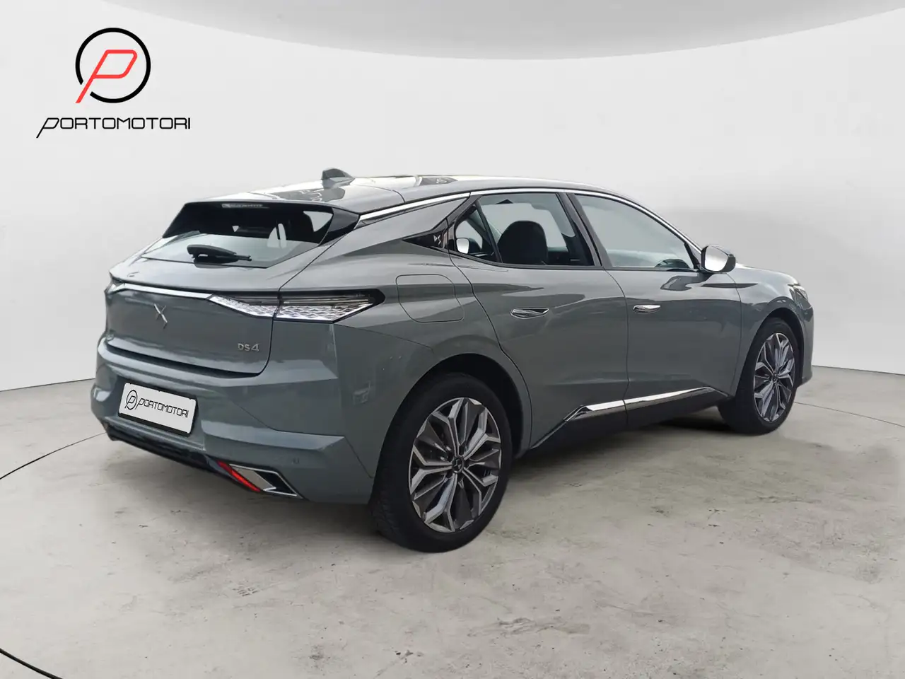 DS Automobiles DS 4 Crossback 4 BlueHDi 130 aut. Cross Trocadero 5