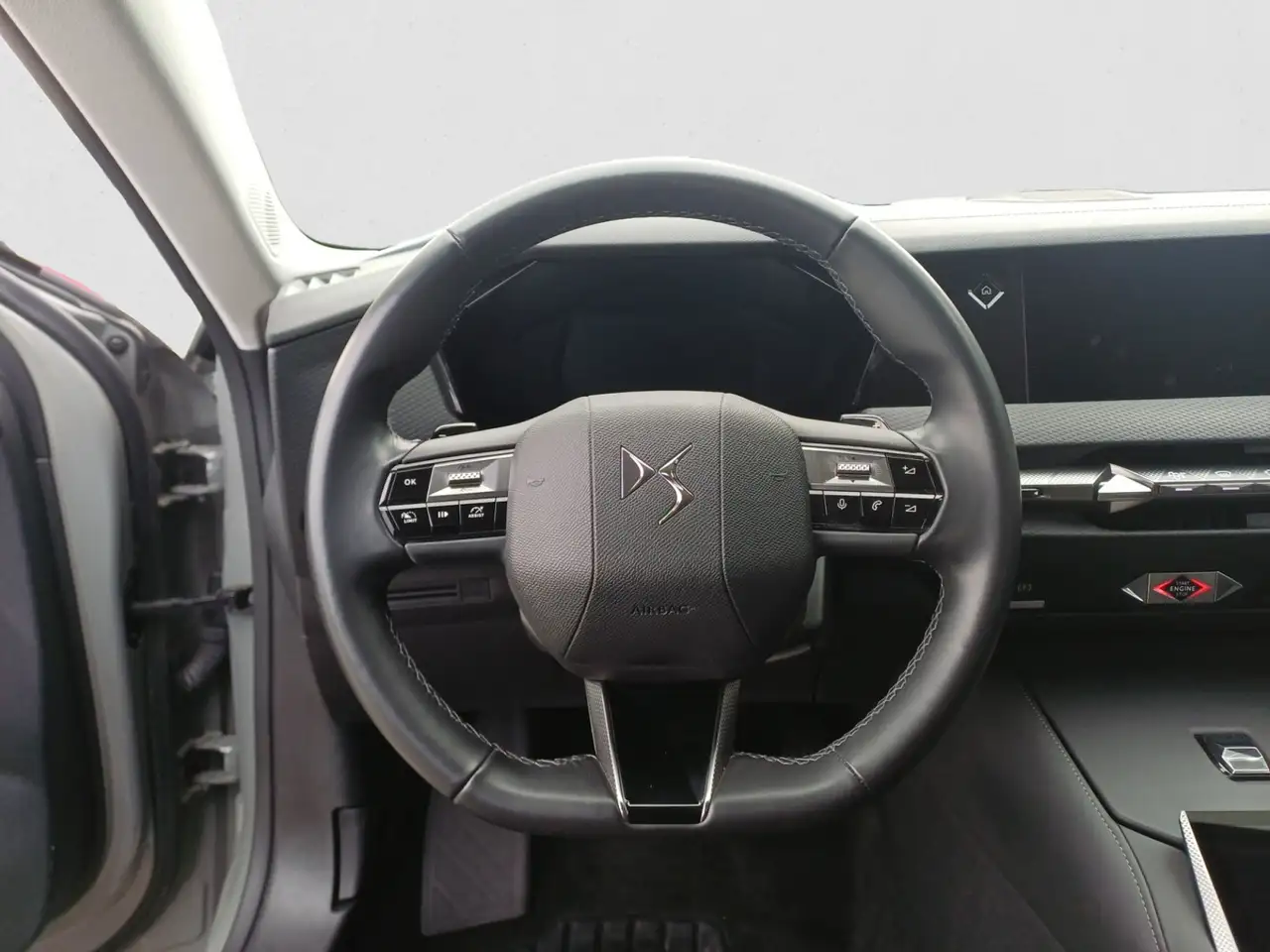 DS Automobiles DS 4 Crossback 4 BlueHDi 130 aut. Cross Trocadero 12